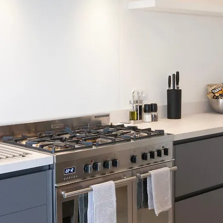 Apartamento D'anvers - Luxury Suda